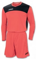 GK red kit